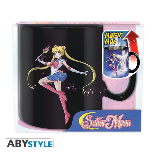 Mit dieser Wärmewechsel Tasse gießen Sie Ihr heißes Getränk ein und entdecken Sie eine wunderschöne Landschaft mit Prinzessin Serenity, die sich Sailor Moon und Sailor Chibi Moon anschließt.